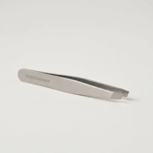 Tweezerman Slant Tweezer view 3
